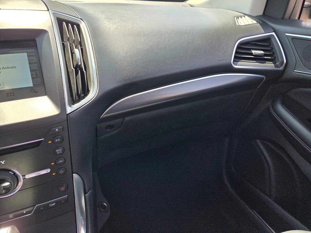 Used 2016 Ford Edge Titanium image 27