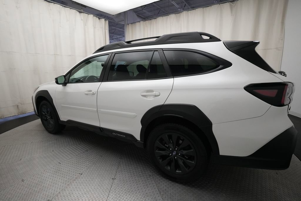 Certified 2023 Subaru Outback Onyx Edition AWD/4WD image 33
