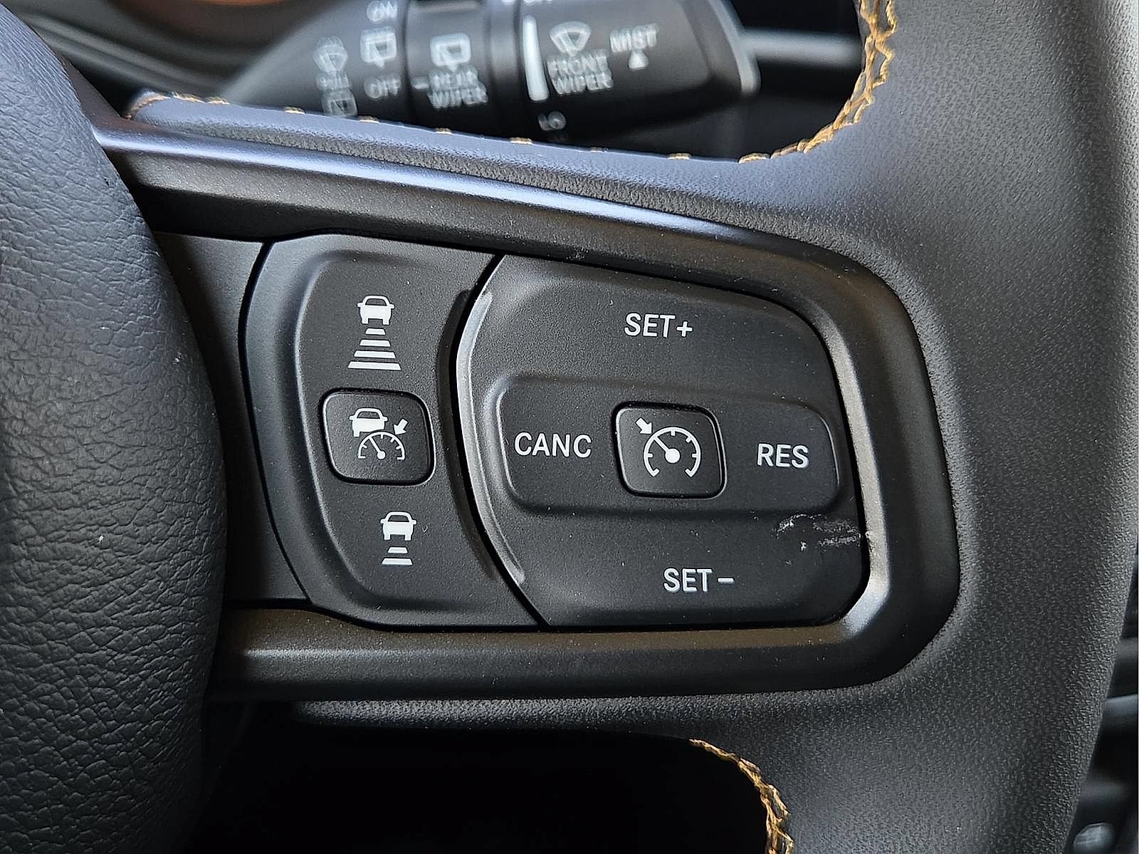 Used 2024 Jeep Wrangler Sport AWD/4WD image 19