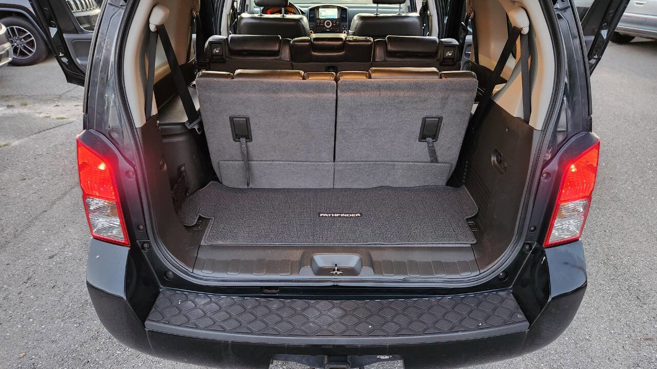 Used 2011 Nissan Pathfinder Silver image 38