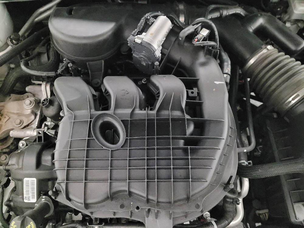 Used 2014 Chrysler 200 S FWD image 30