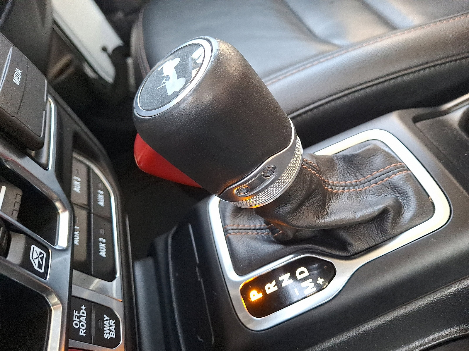 Certified 2022 Jeep Wrangler Unlimited Rubicon w/ Dual Top Group image 14