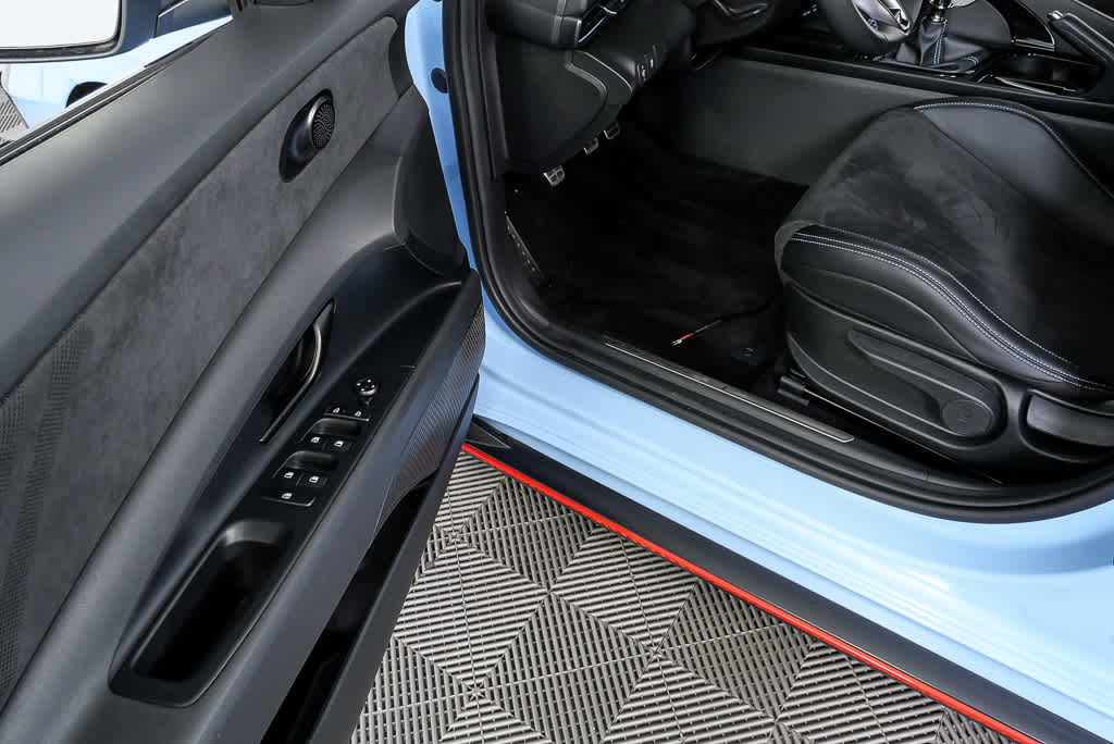 Certified 2025 Hyundai Elantra N image 7