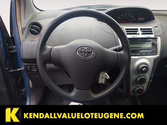 Used 2007 Toyota Yaris 2-Door Hatchback image 11