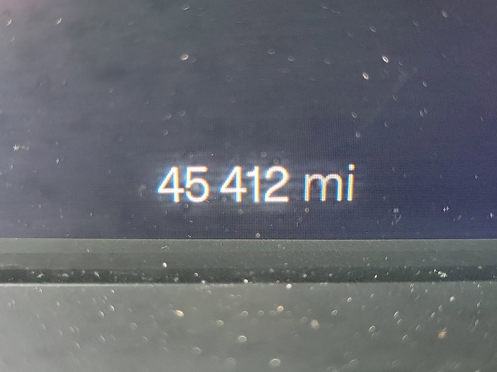 Used 2022 Polestar Polestar 2 w/ Plus Package image 28