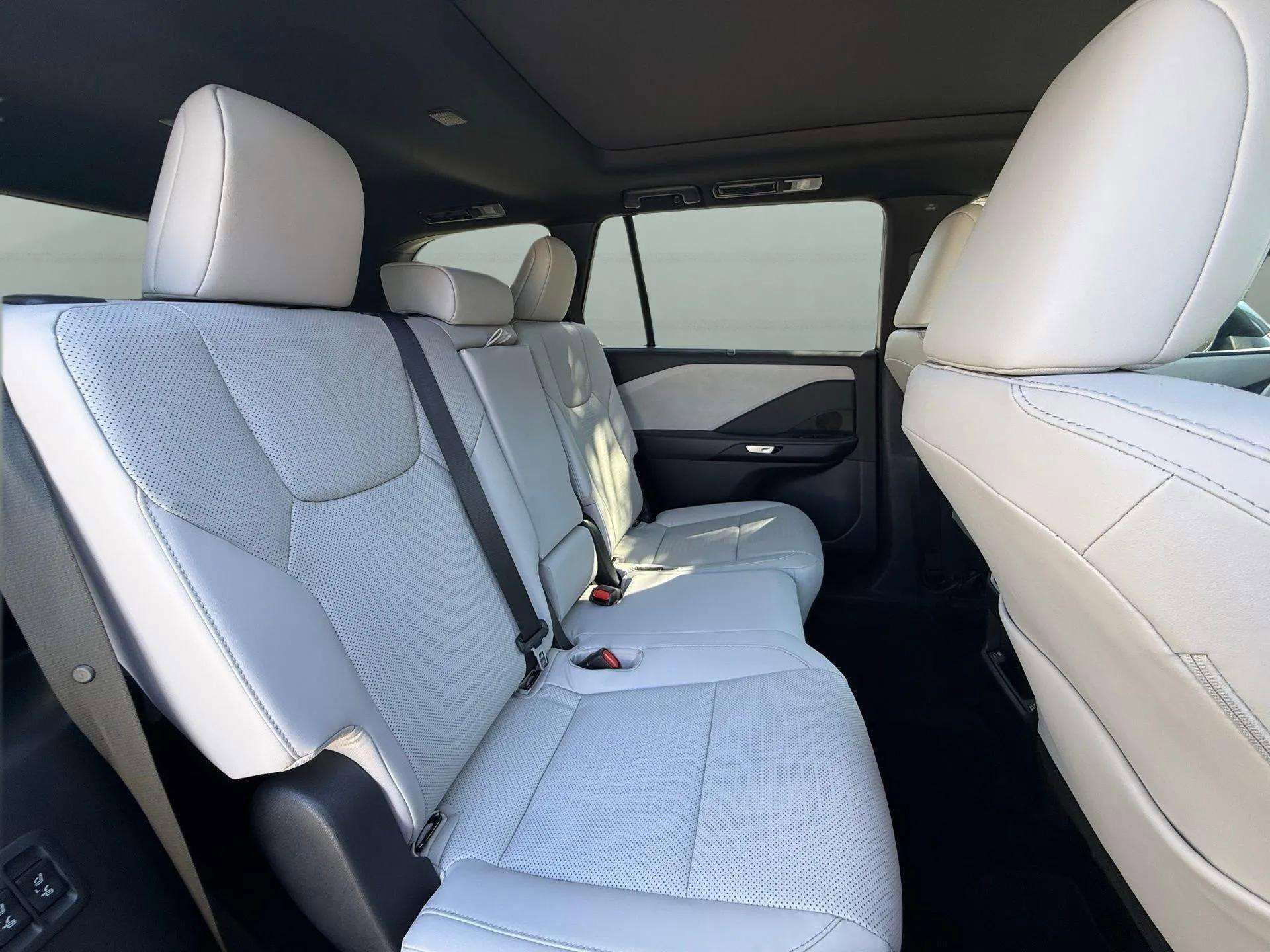 Used 2025 Lexus TX 350 350 Premium w/ Technology Package image 18