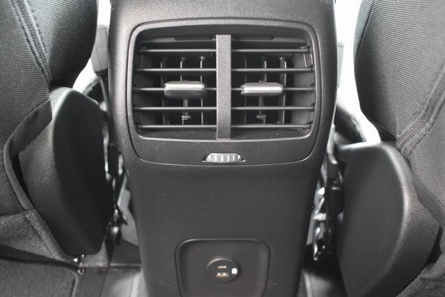 Used 2022 Ford Escape SE w/ Cold Weather Package image 36