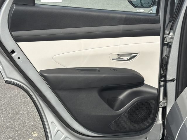 Certified 2026 Hyundai Tucson SE FWD image 19