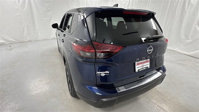 New 2026 Nissan Rogue SV w/ Cold Weather Package image 5