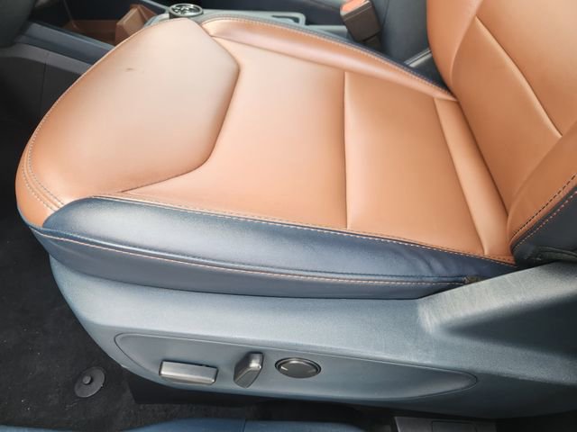 Used 2023 Ford Maverick Lariat w/ Equipment Group 500A Standard image 21