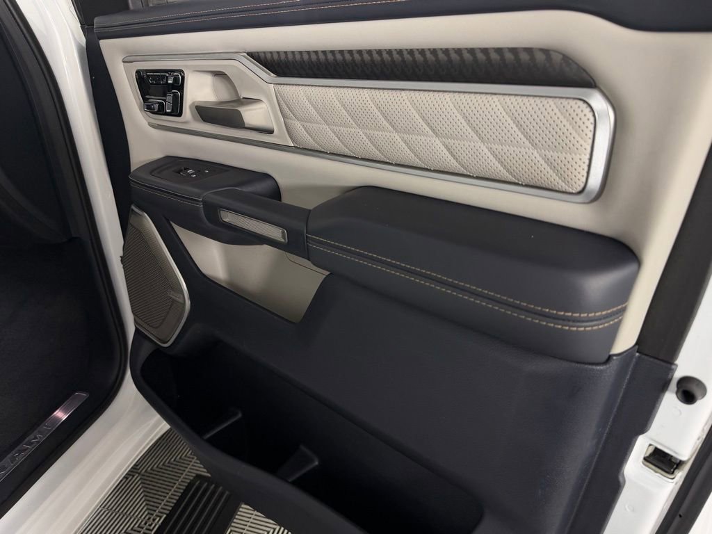 Certified 2025 RAM 1500 Tungsten w/ Off Road Group image 33