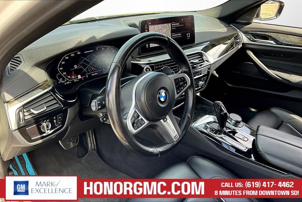 Used 2023 BMW M550i xDrive image 16