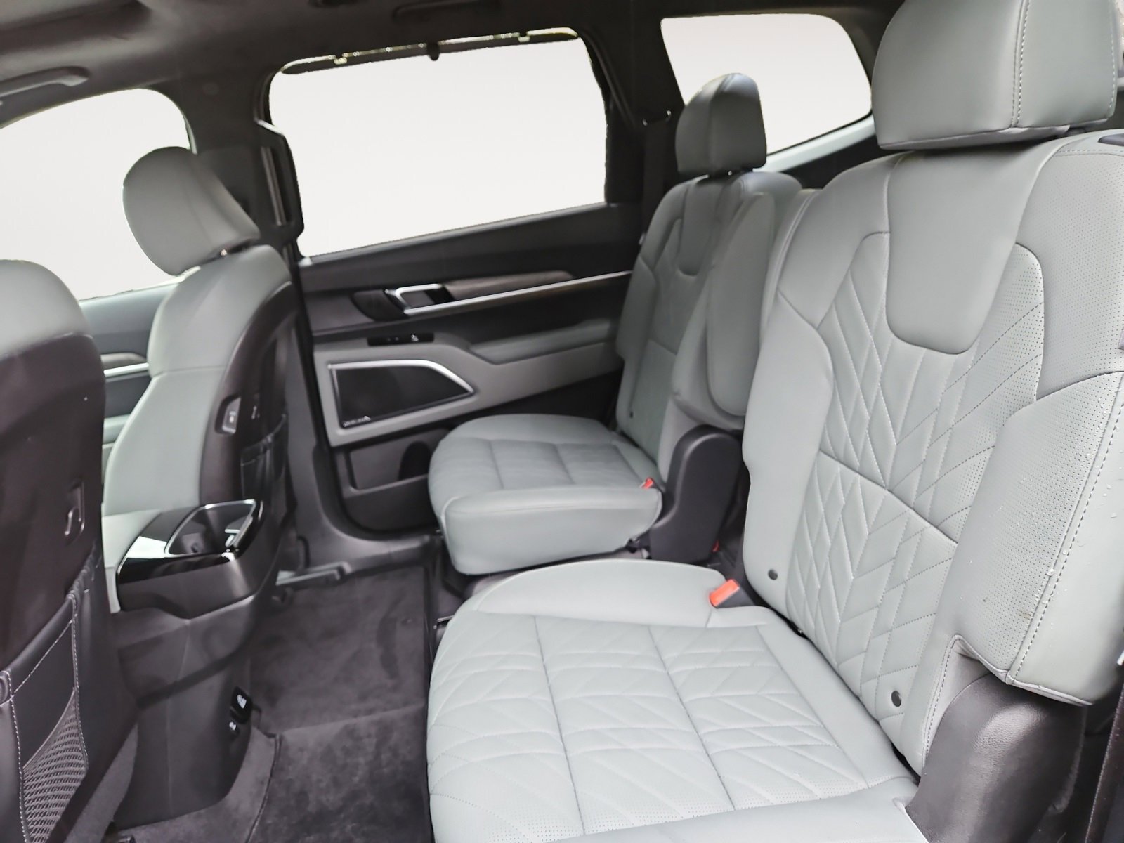 Used 2024 Kia Telluride SX Prestige X-Line image 13