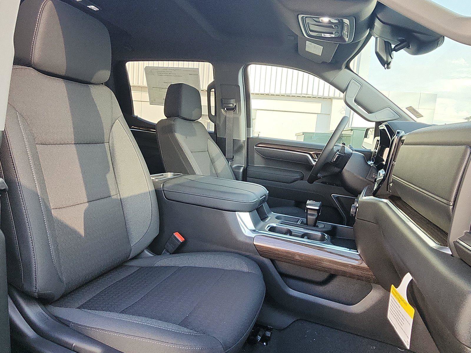 New 2026 Chevrolet Silverado 1500 RST w/ Z71 Off-Road Package image 23