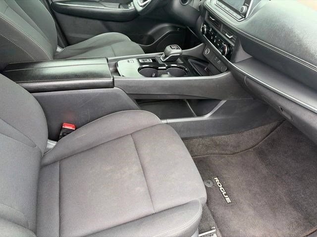 Used 2023 Nissan Rogue S FWD image 36