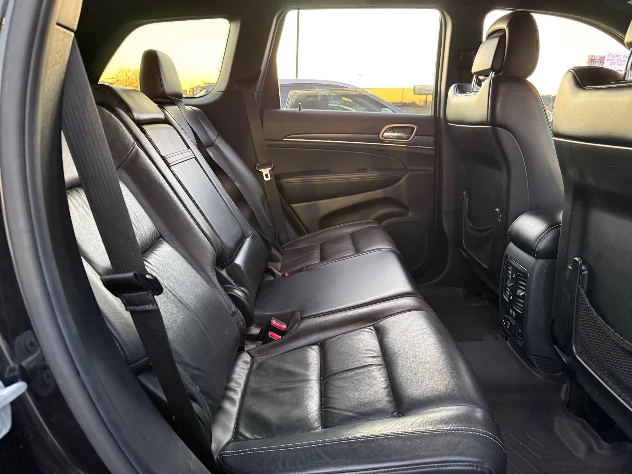 Used 2015 Jeep Grand Cherokee Limited image 20