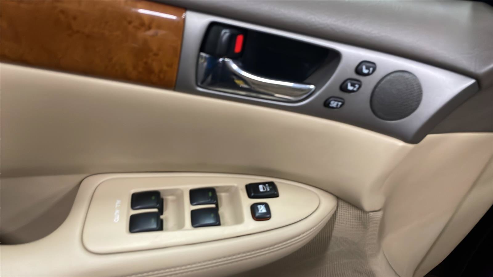 Used 2006 Lexus ES 330 FWD image 24