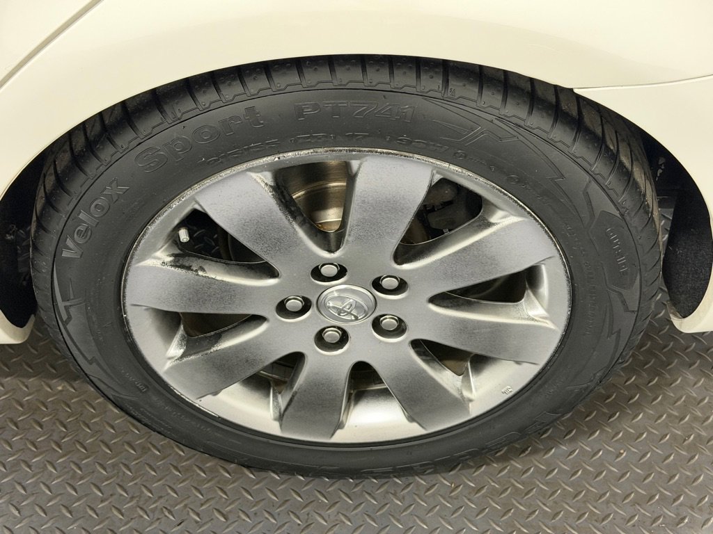 Used 2006 Toyota Avalon XL FWD image 20
