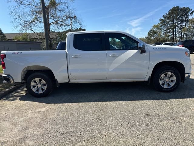 Used 2025 Chevrolet Silverado 1500 LT image 3