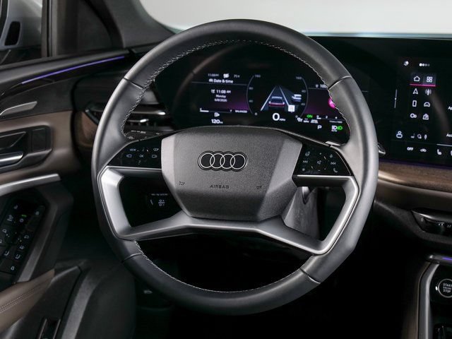 Certified 2025 Audi Q5 Premium w/ Premium Plus AWD/4WD image 13