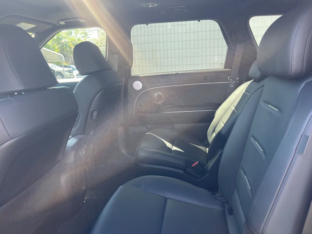 Used 2026 Hyundai Palisade Calligraphy AWD/4WD image 13