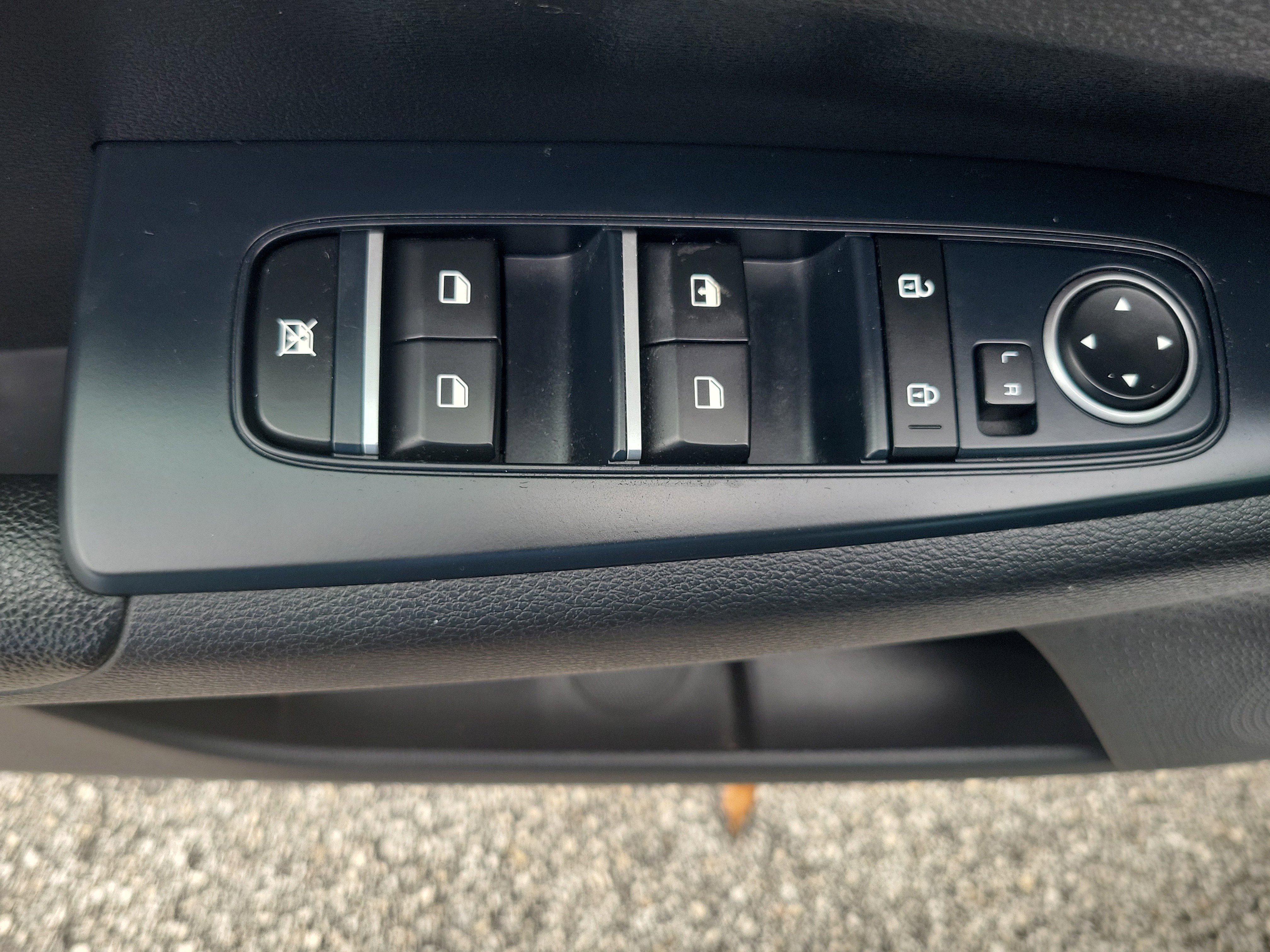 Used 2021 Kia Forte LXS image 11