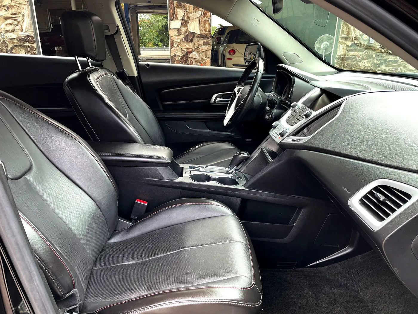 Used 2017 GMC Terrain SLT image 12