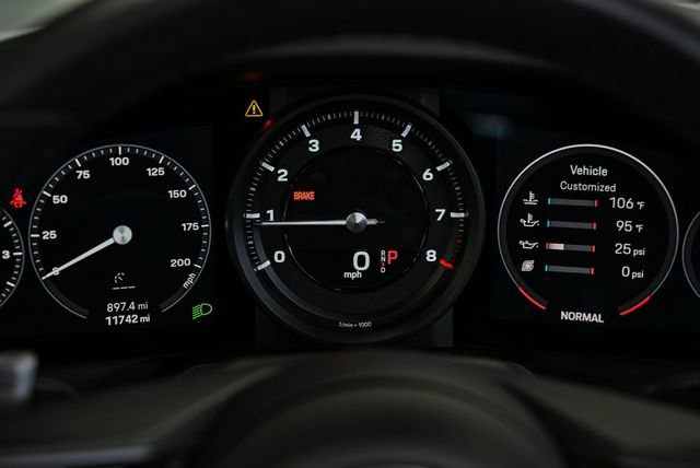 Used 2023 Porsche 911 Carrera image 43