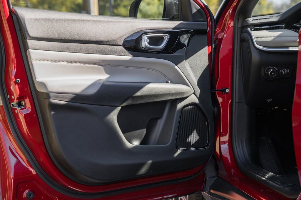 New 2026 Jeep Compass Limited image 34