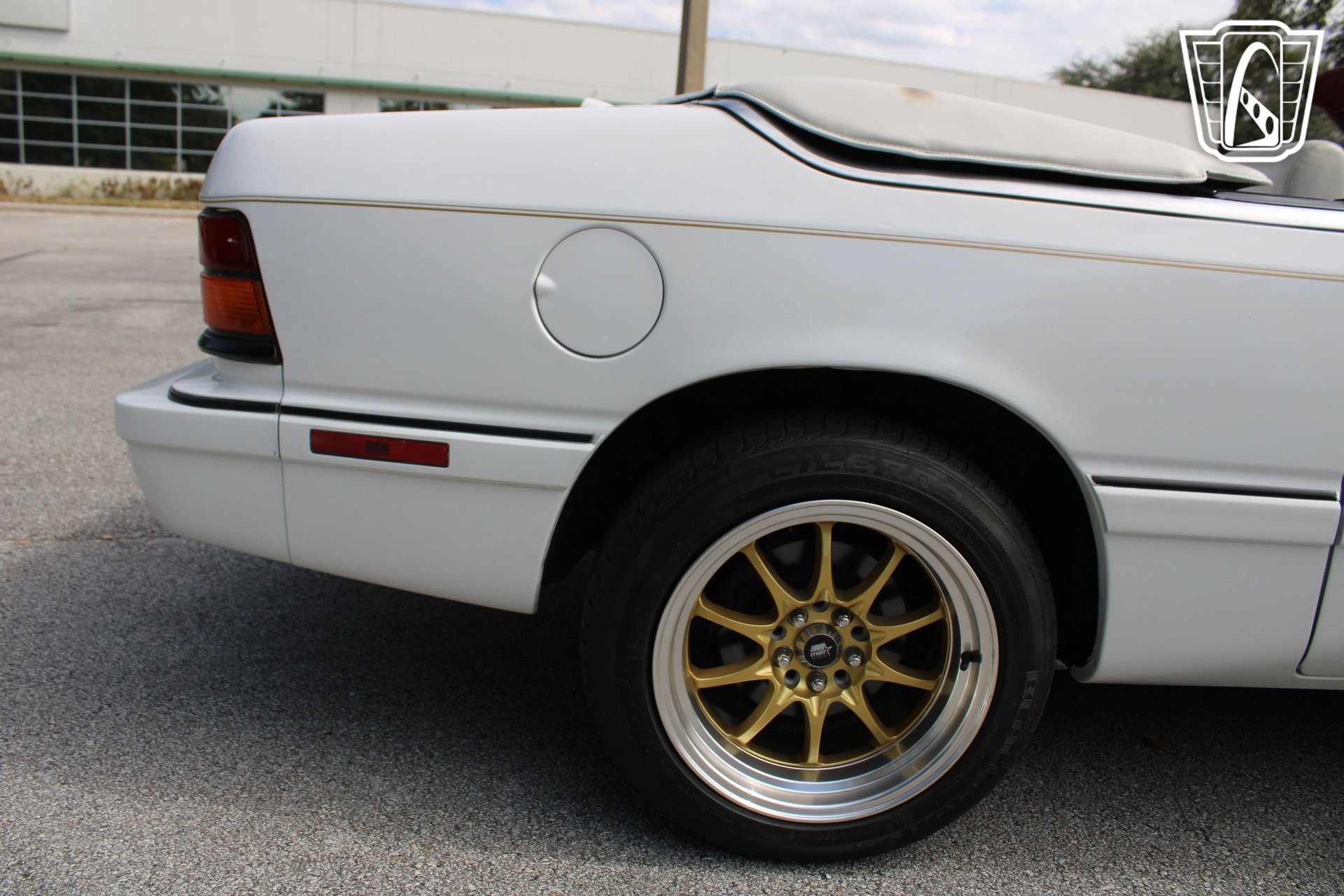 Used 1994 Chrysler LeBaron GTC FWD image 32
