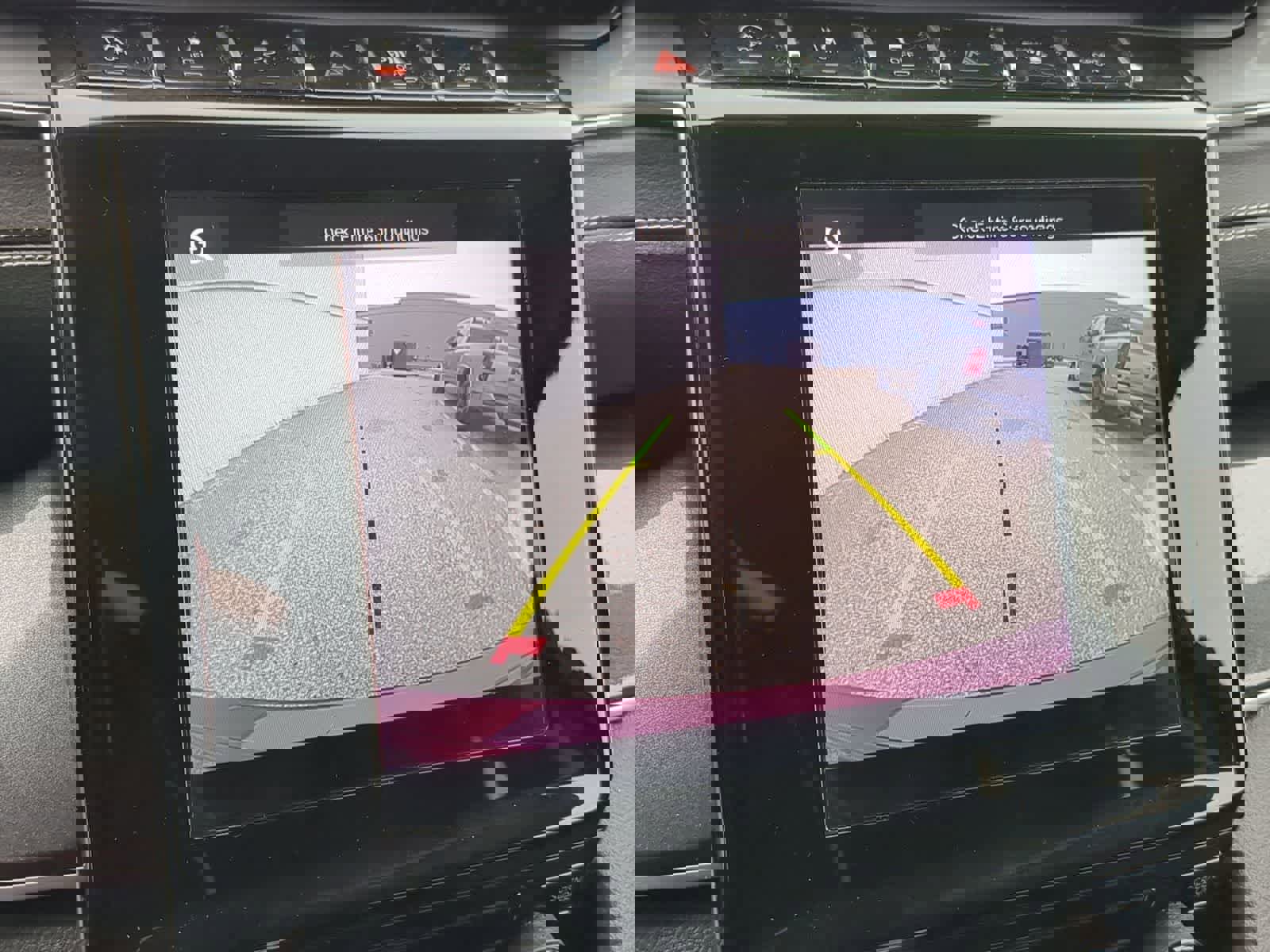 Used 2023 Jeep Grand Cherokee Laredo image 28