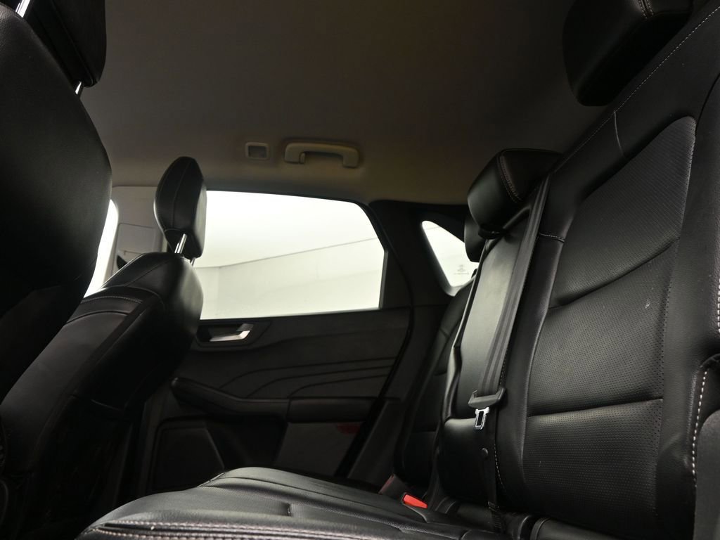 Used 2022 Ford Escape SEL image 12