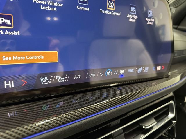 New 2026 Chevrolet Traverse High Country w/ LPO, Illumination Package AWD/4WD image 34