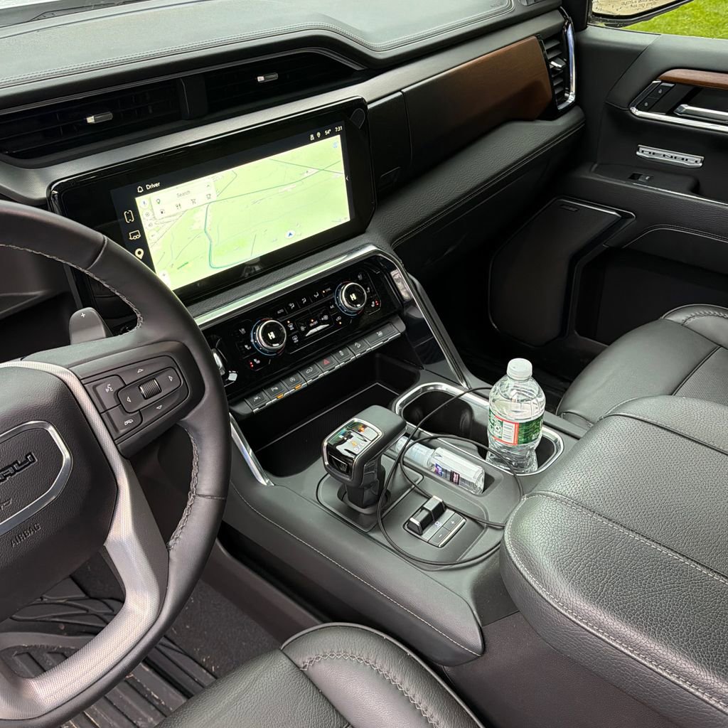 Used 2023 GMC Sierra 1500 Denali AWD/4WD image 19