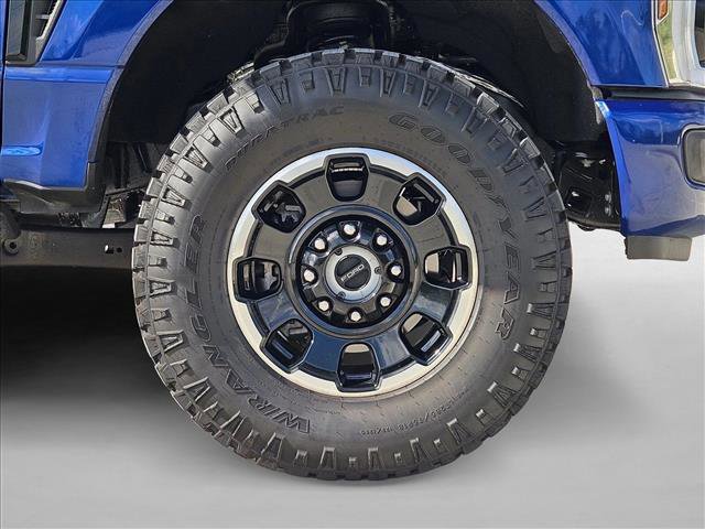 Used 2026 Ford F250 Lariat w/ Tremor Off-Road Package AWD/4WD image 23