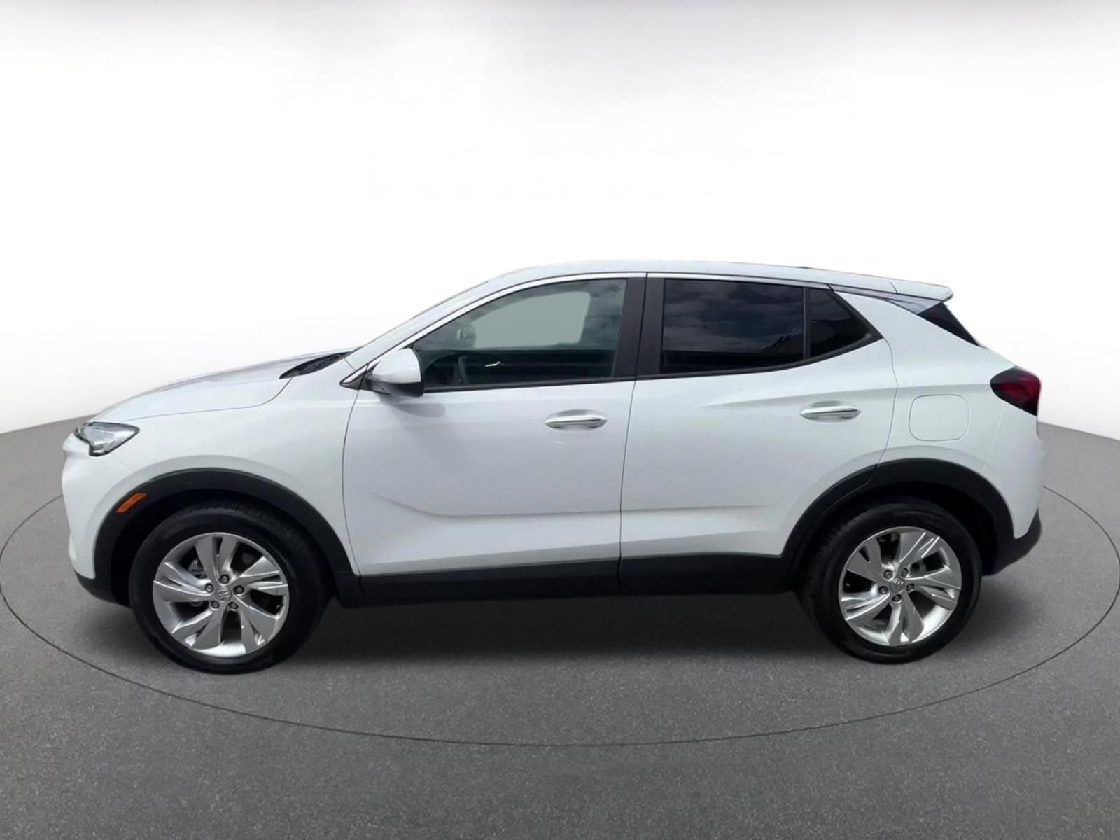 Used 2025 Buick Encore GX Preferred FWD image 8