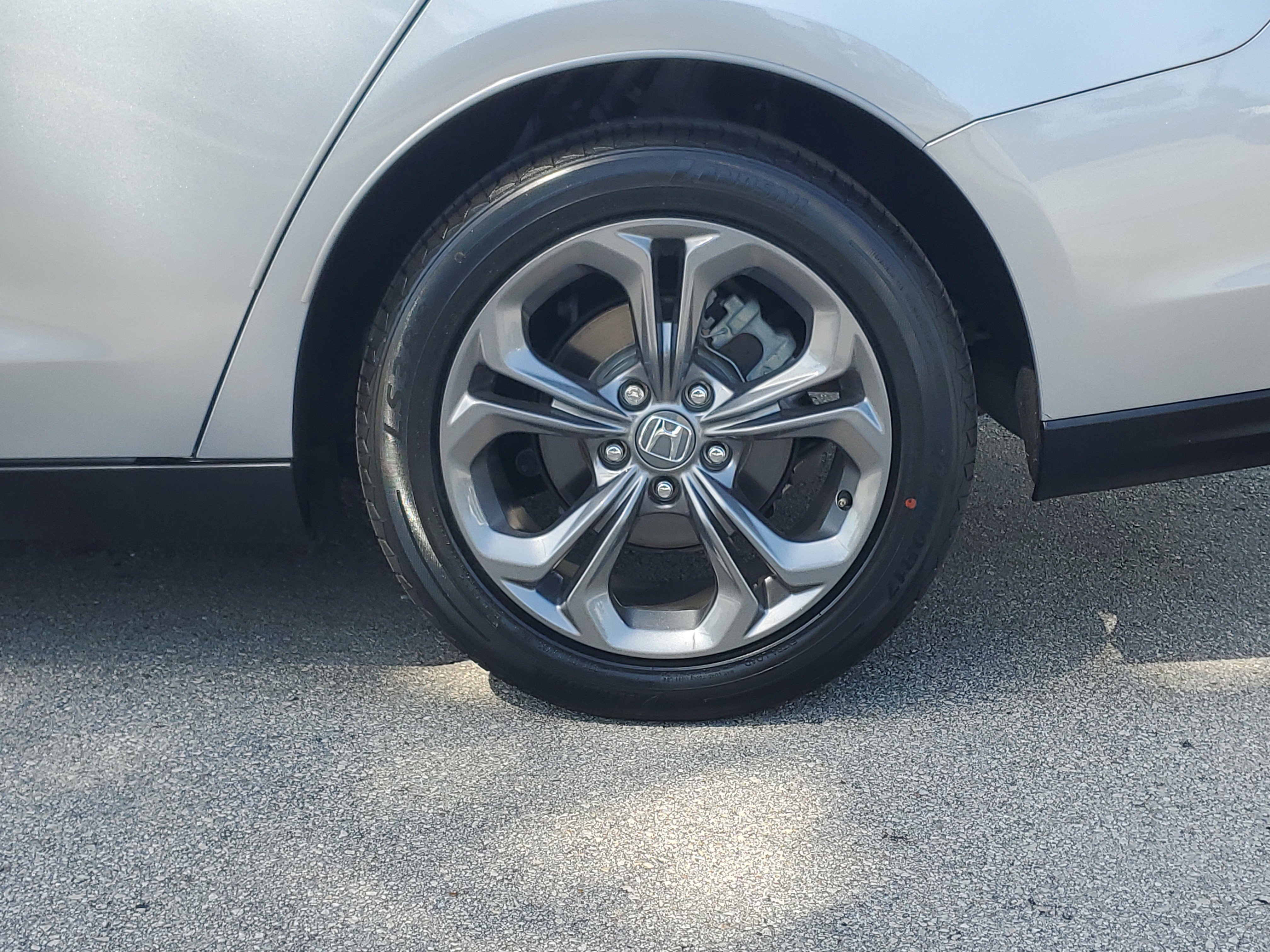 Used 2024 Honda Accord EX image 29