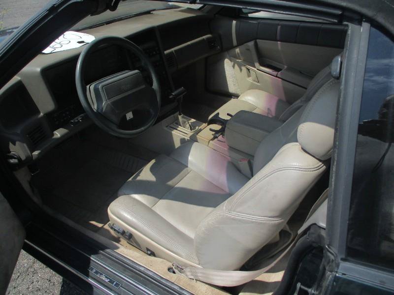 Used 1993 Cadillac Allante FWD image 7