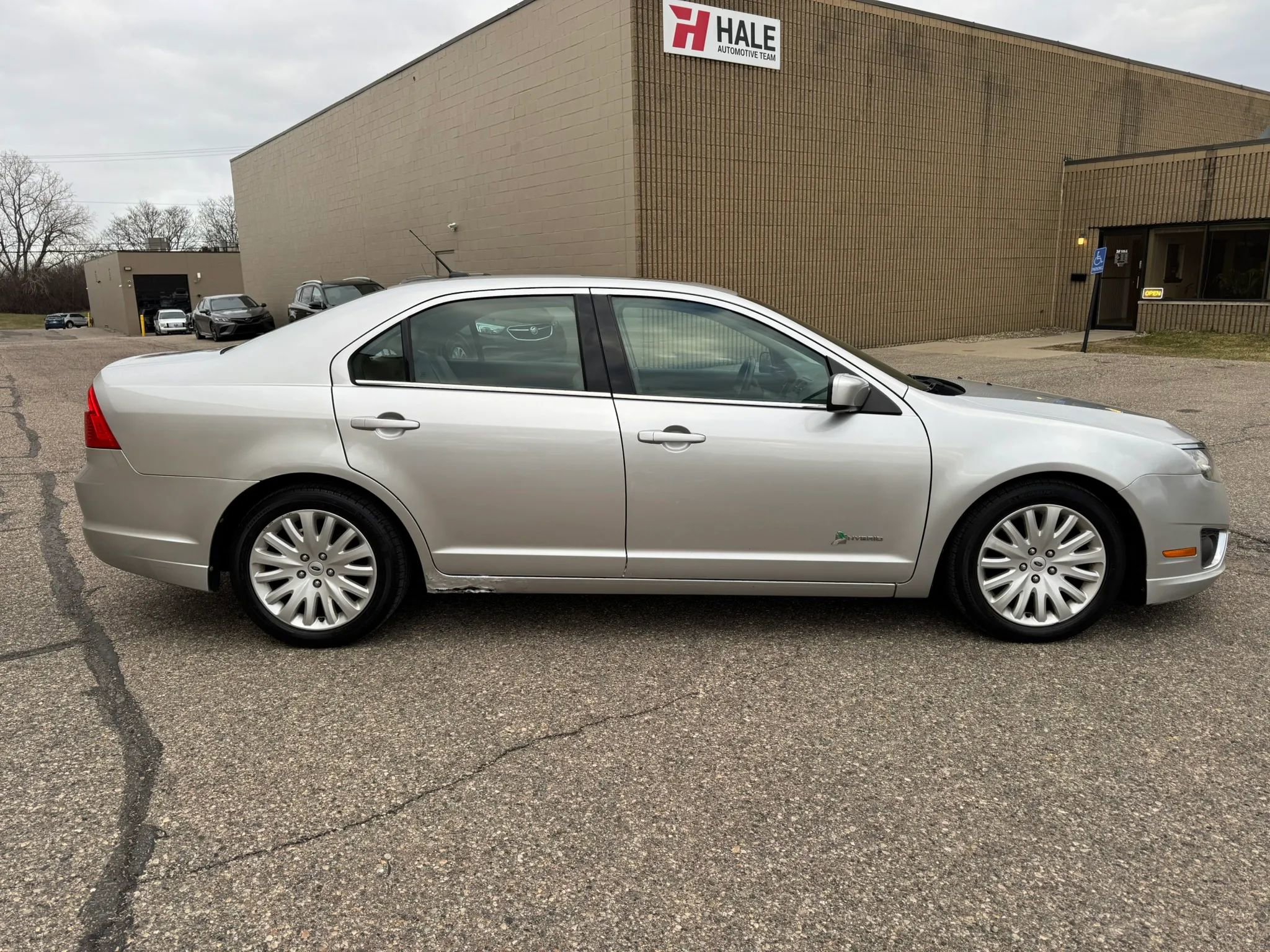 Used 2011 Ford Fusion Hybrid w/ 502A Rapid Spec Order Code image 11