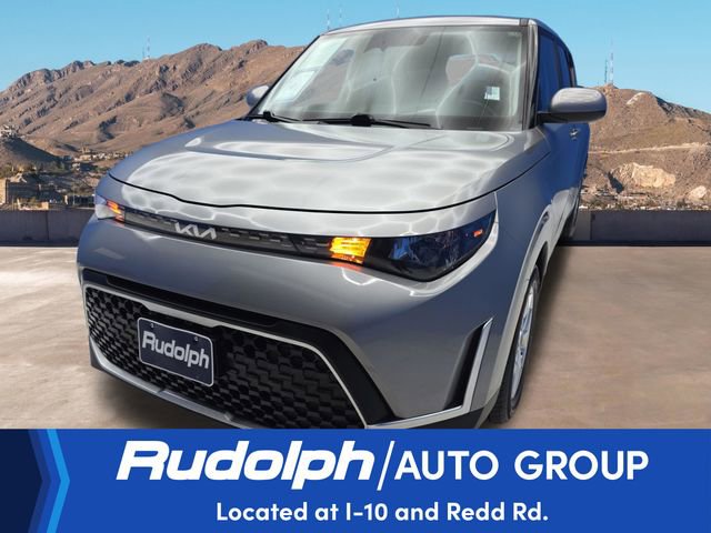 Used 2025 Kia Soul LX w/ LX Technology Package FWD image 1