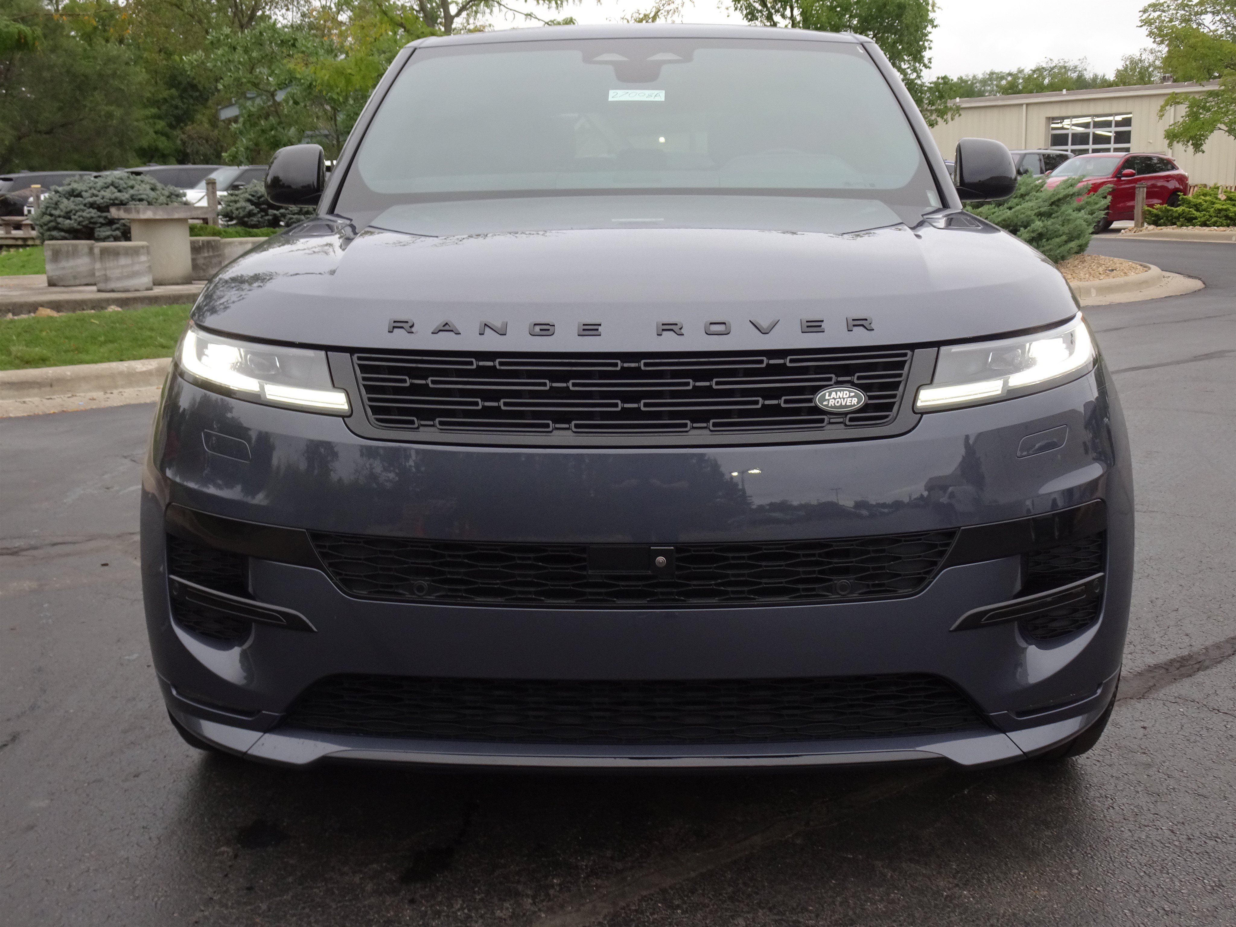 Certified 2024 Land Rover Range Rover Sport Dynamic SE AWD/4WD image 9