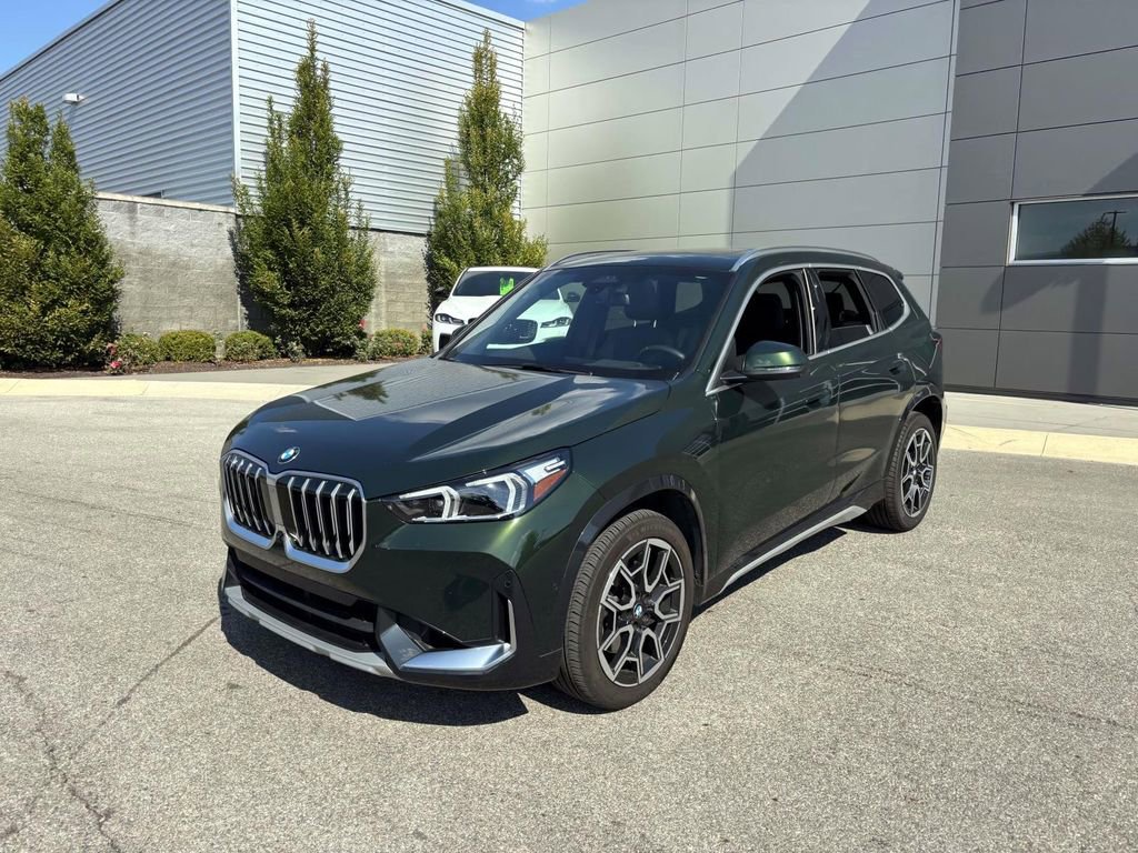 Certified 2025 BMW X1 xDrive28i image 3