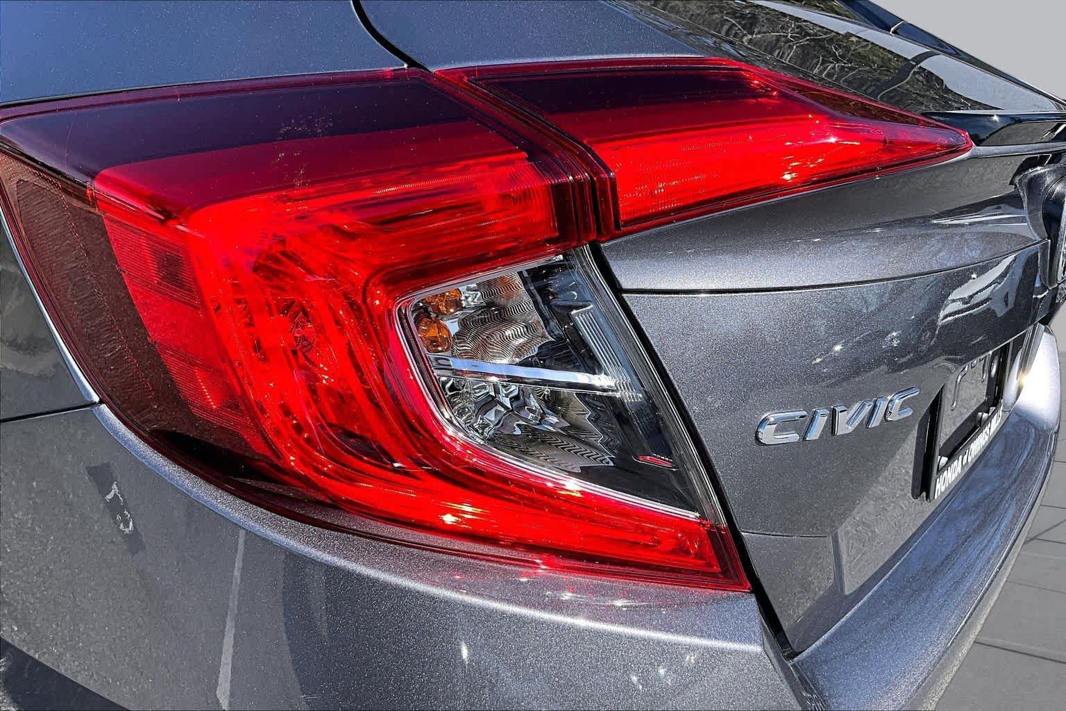 Used 2021 Honda Civic Sport image 27