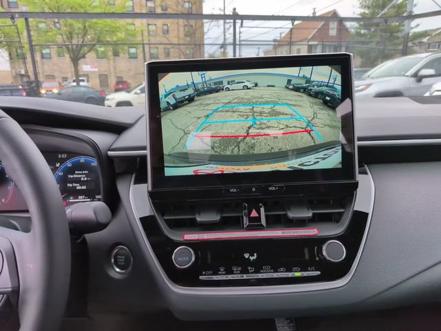 Used 2026 Toyota Corolla SE w/ SE Package FWD image 18