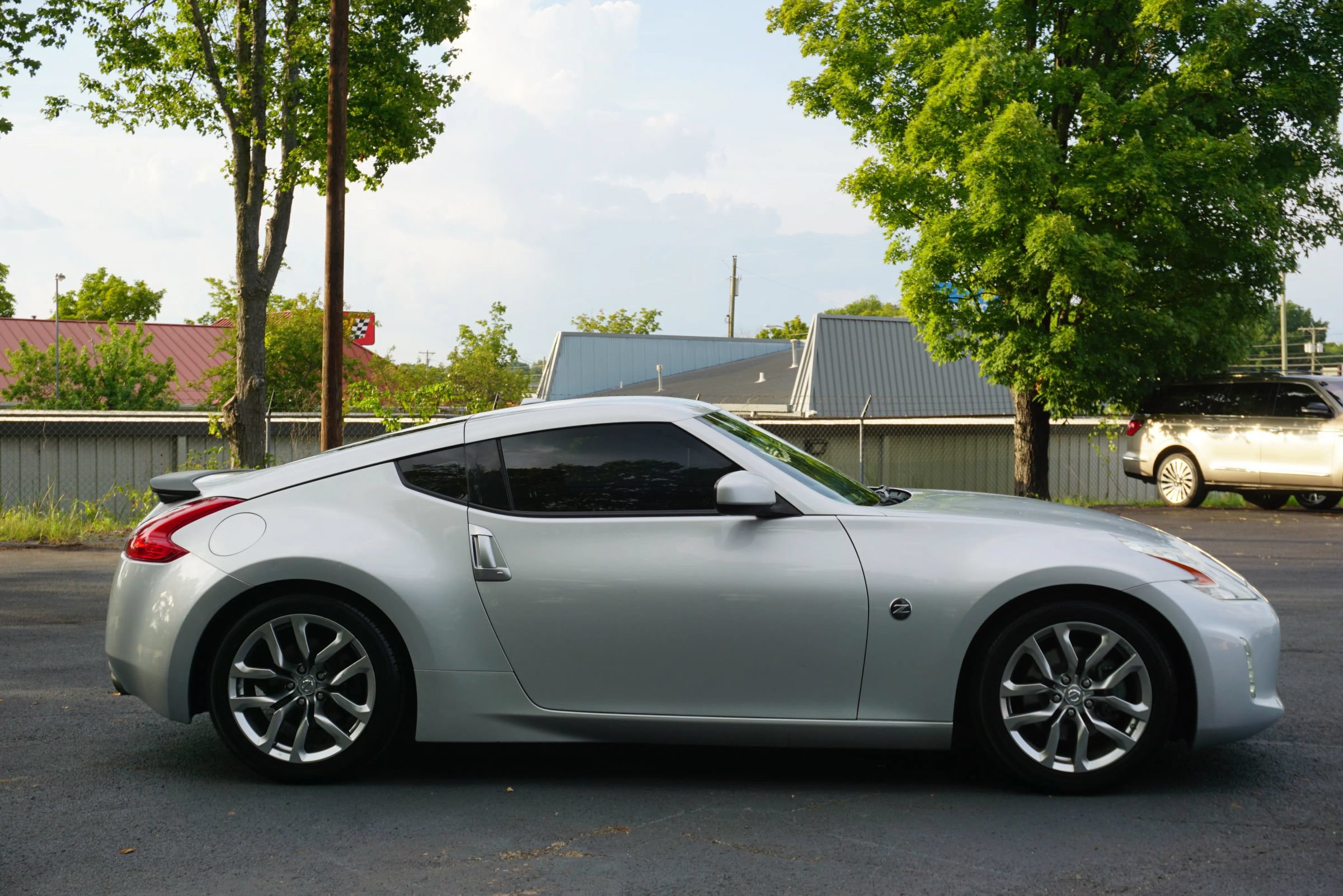 Used 2014 Nissan 370Z Touring RWD image 6