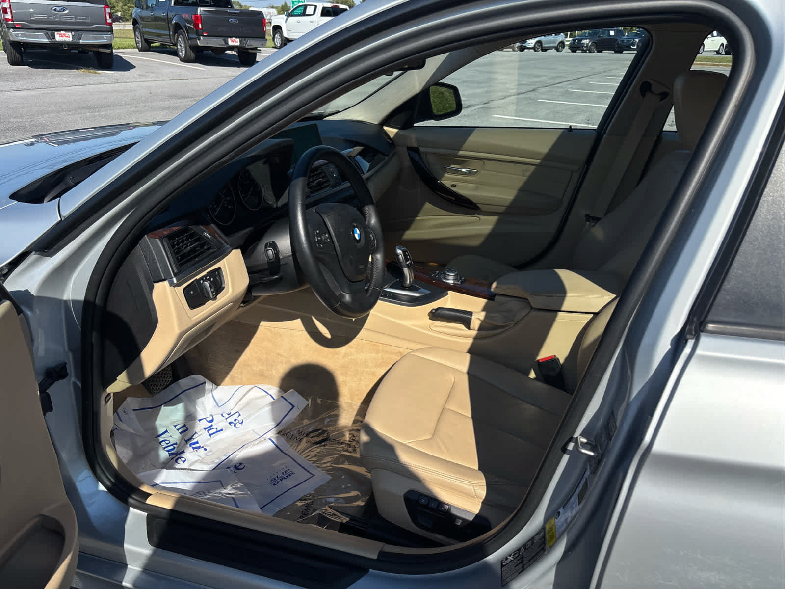 Used 2013 BMW 328i xDrive Sedan AWD/4WD image 17