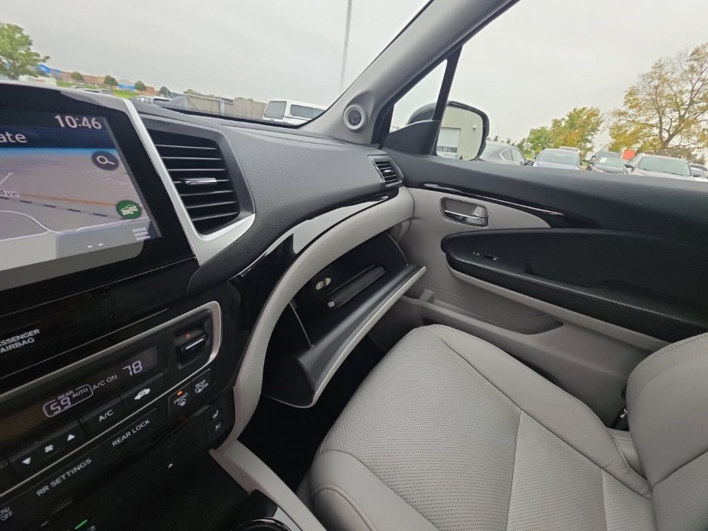 Used 2016 Honda Pilot Elite image 23