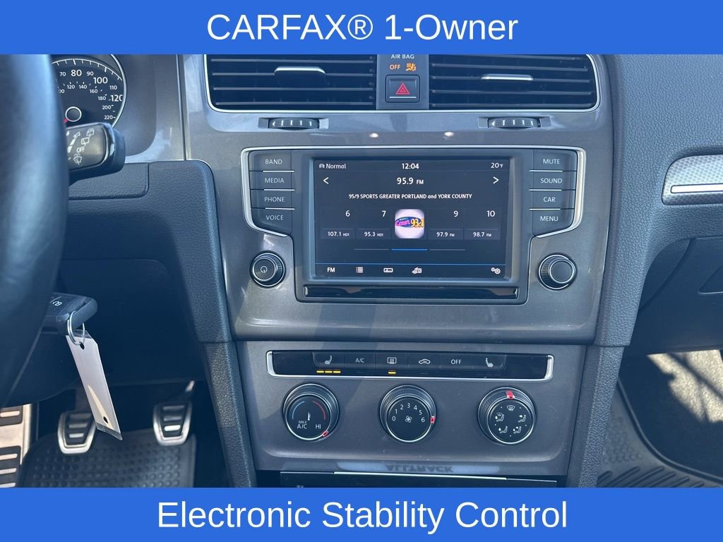 Used 2017 Volkswagen Golf Alltrack S image 19