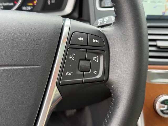 Used 2017 Volvo XC60 T5 Inscription w/ Preferred Option Package AWD/4WD image 19