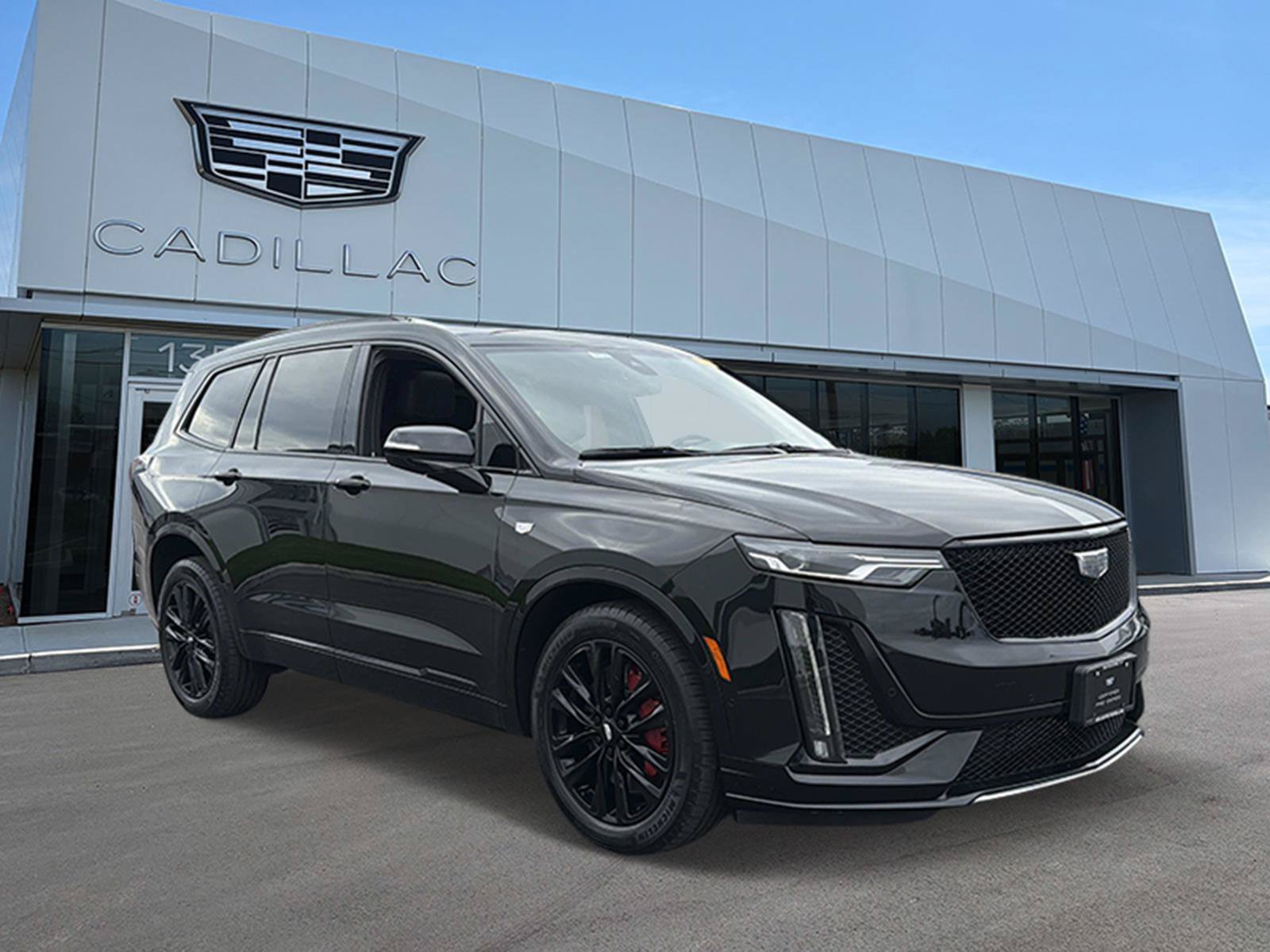 Certified 2023 Cadillac XT6 Sport w/ Technology Package AWD/4WD image 1